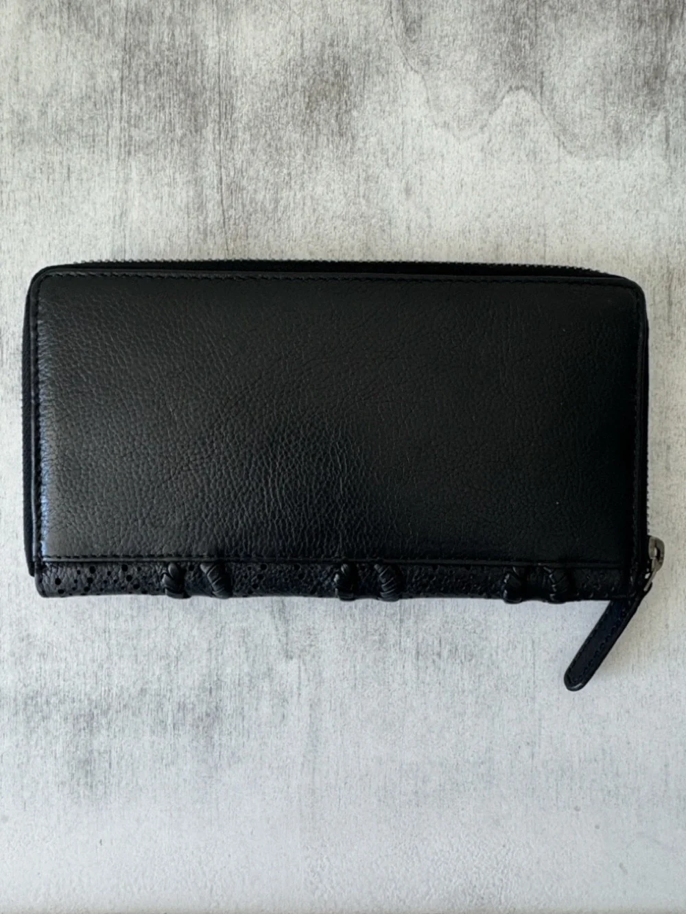 Vilenca Holland Leather Large Zip Around Peacock Stitch Wallet Black